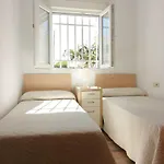 Holidays 4 *