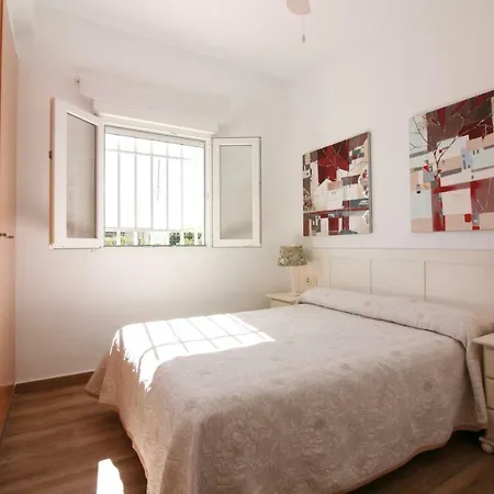 度假居 Holidays 4 奥利瓦