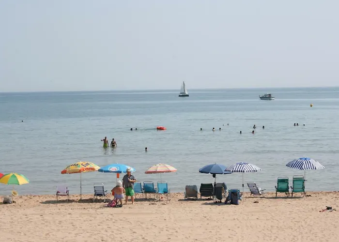 Casa de Férias Holidays 4 *